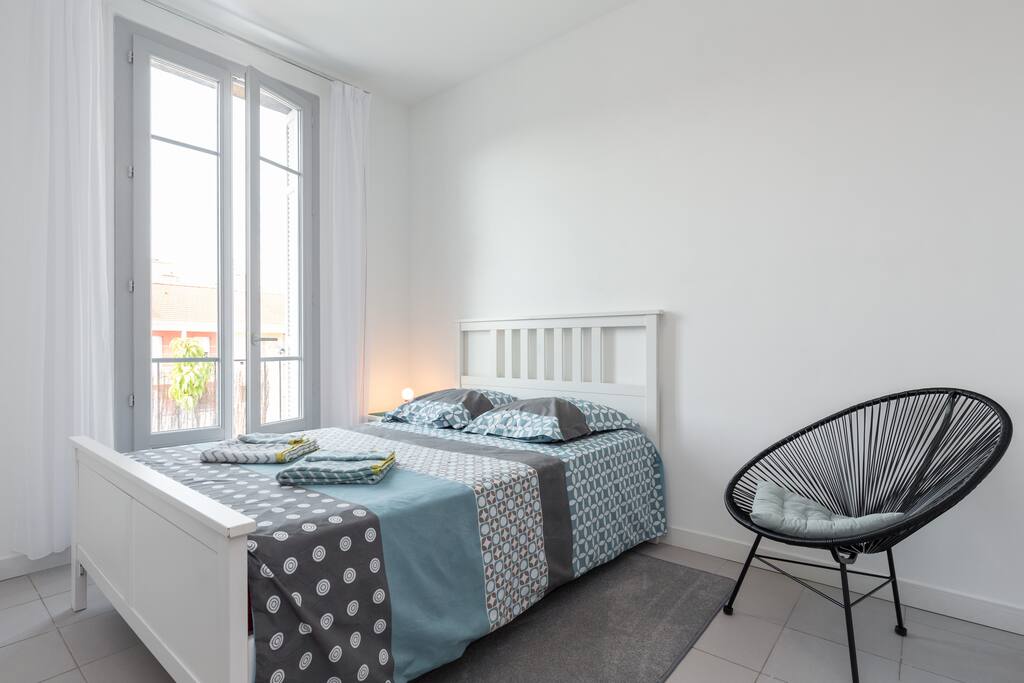 Chambre sur balcon