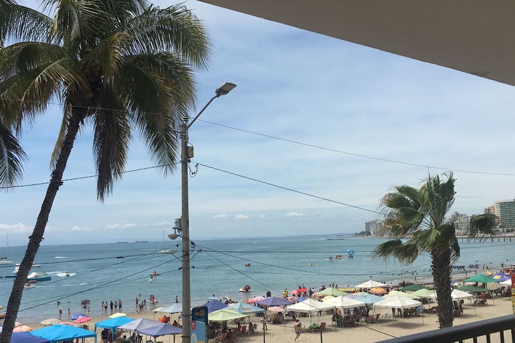 Disfruta con tu familia y amigos del Sol en Salinas.