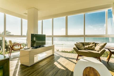 SEA FRONT DUPLEX PENTHOUSE IN MARISCAL