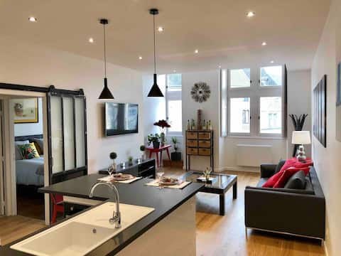 Popular Airbnb listing: The Renaissance in the heart of the historic center in Beaune