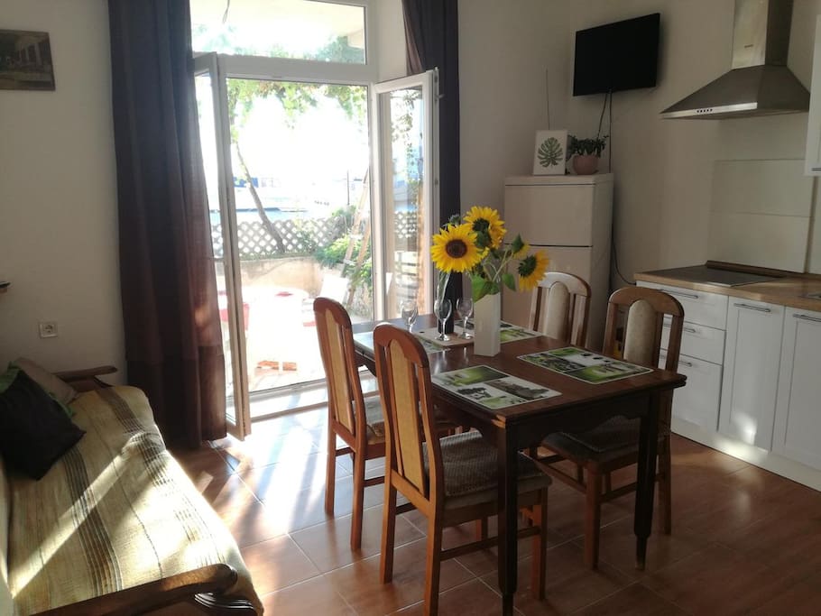 Dining room, Surface: 12 m²