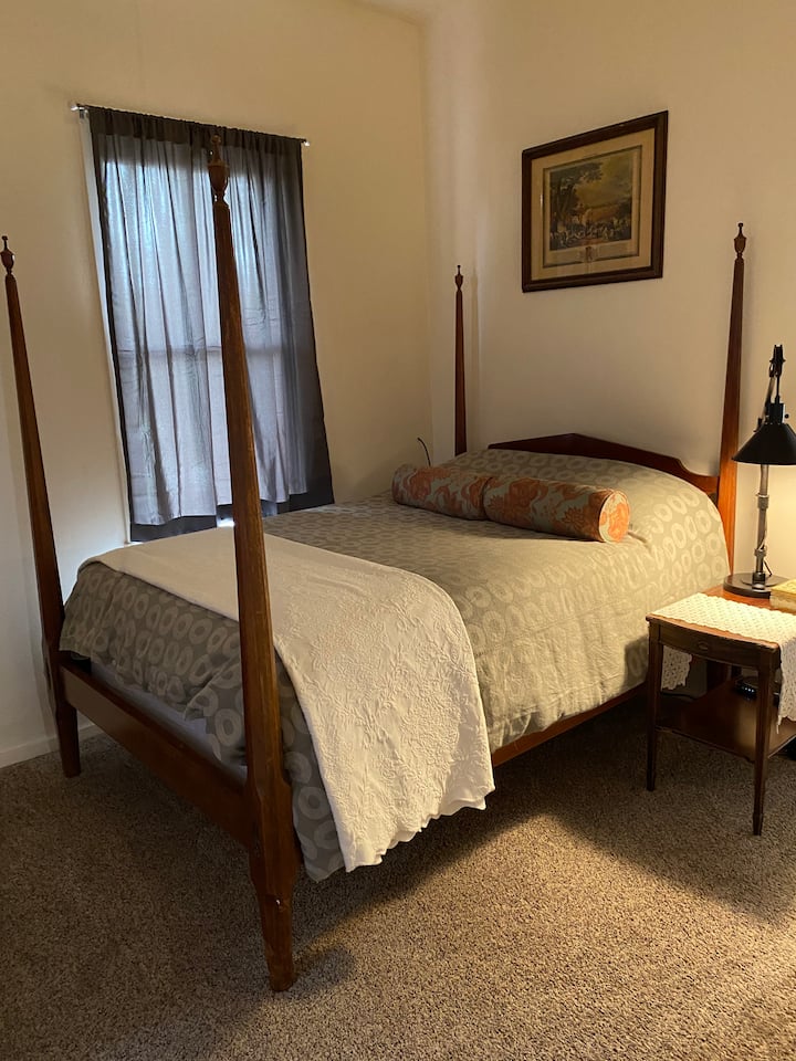 Cama de tamaño completo