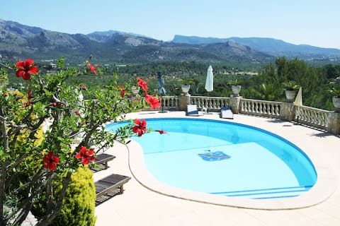 VILLA for your vacations - Tennis, BBQ, Petanque