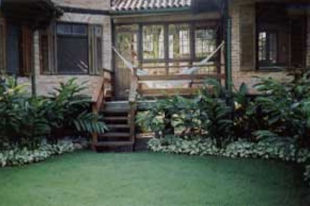 Jardim Lateral Esquerda