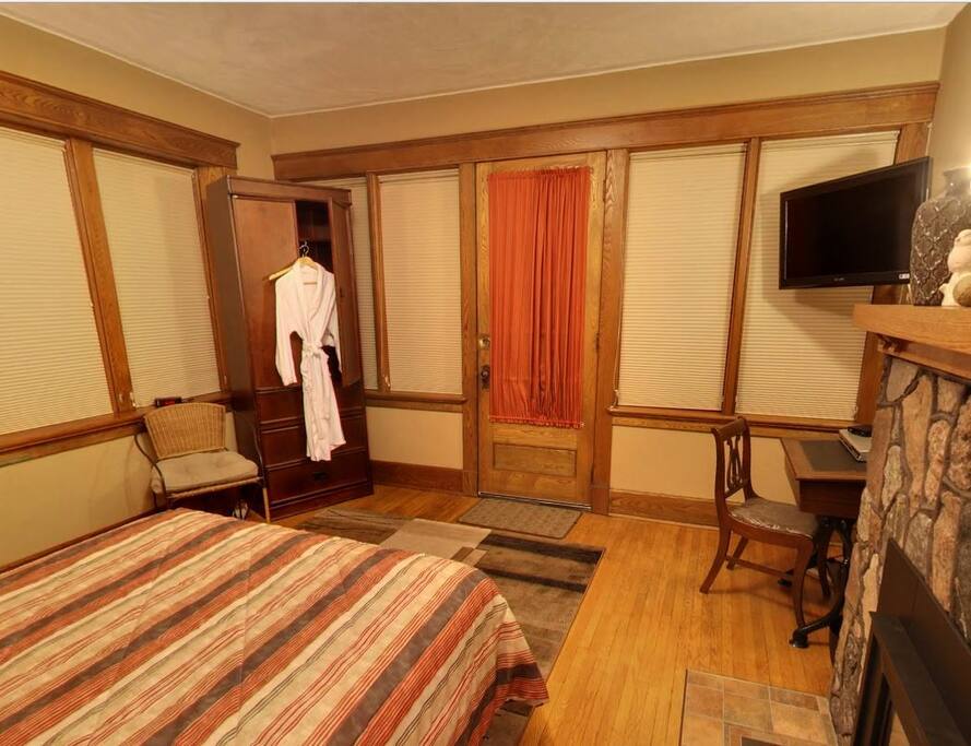Private entrance.