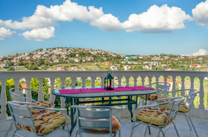 Villa in Thessaloniki gallery image 2