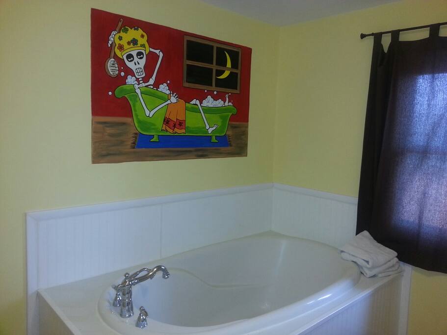 Master Tub/ Shower
