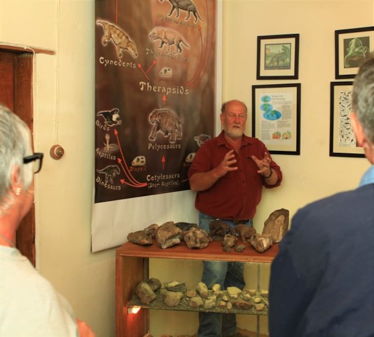 JP talking about Karoo fossils