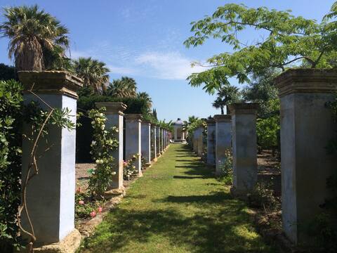 In a 19th century villa (16 pers.)
