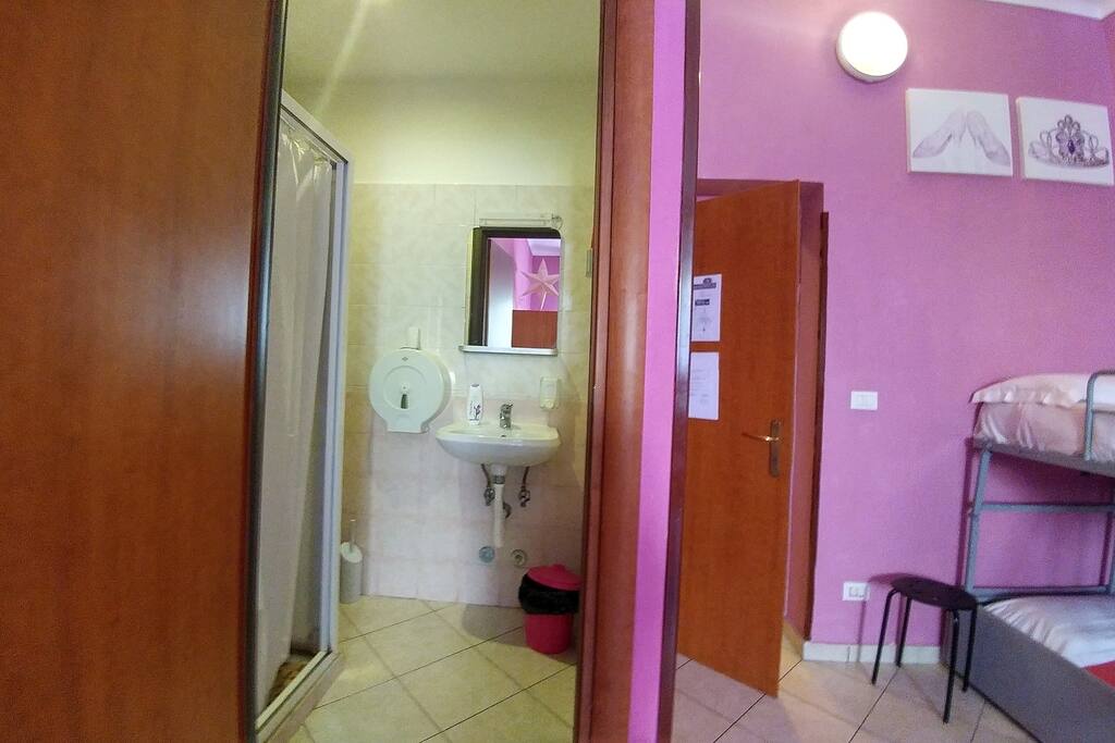 entrance + bathroom