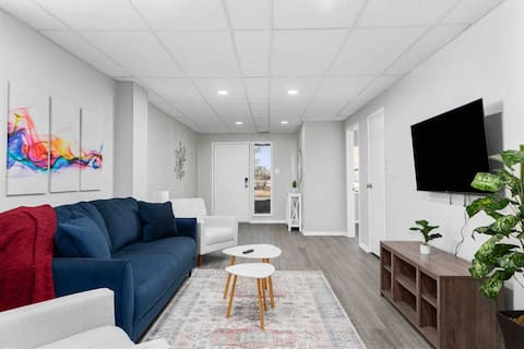 ★Hidden Gem in Riverside★#5010