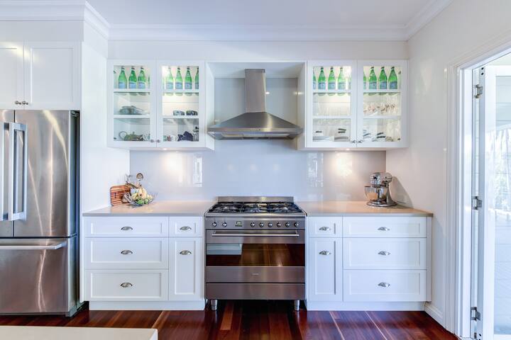 The Frangipani Farm – luxury accommodation gallery image 3