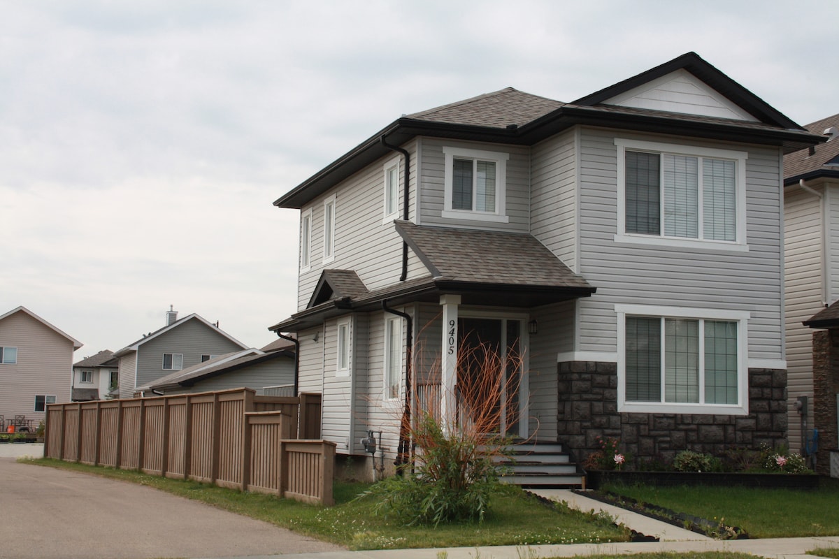 3 Bedroom Homes For Rent In Rutherford Edmonton Realtor Ca 3 Bedroom Homes For Rent In Rutherford Edmonton Realtor Ca