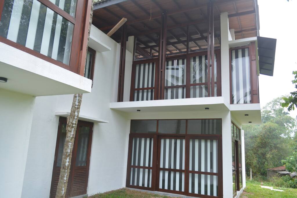 fully glazed rooms for panoramic nature view