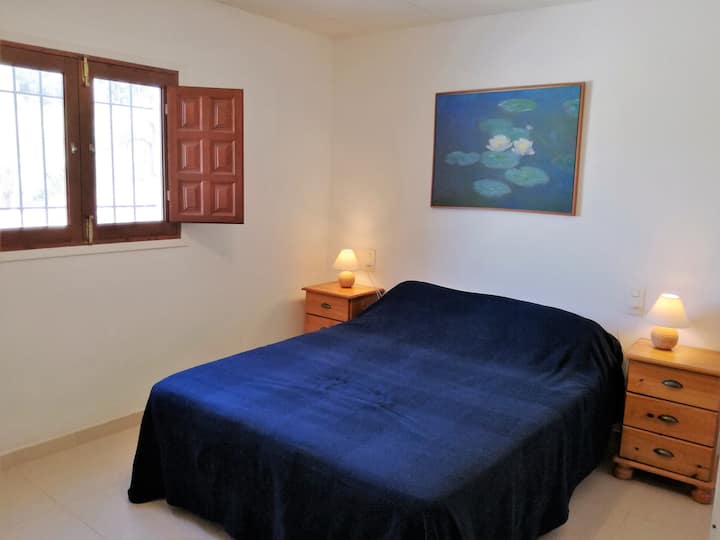 საძინებელი 1