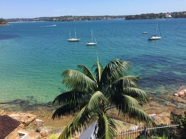 Bundeena Luxe – Huge North Facing Waterfront Home gallery image 2