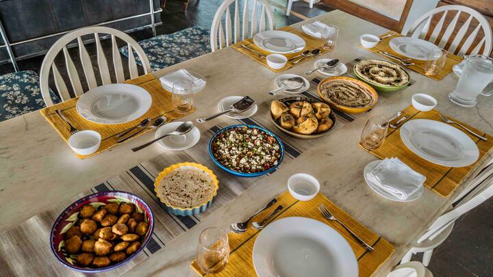 Shared dining area image 1