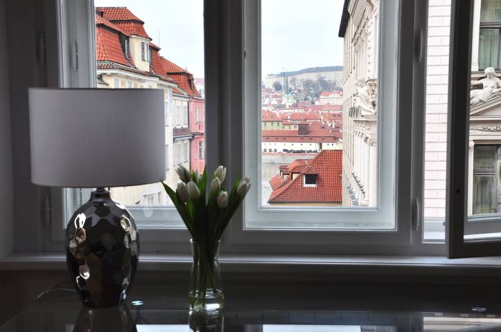 Grand Apartment gallery image 2