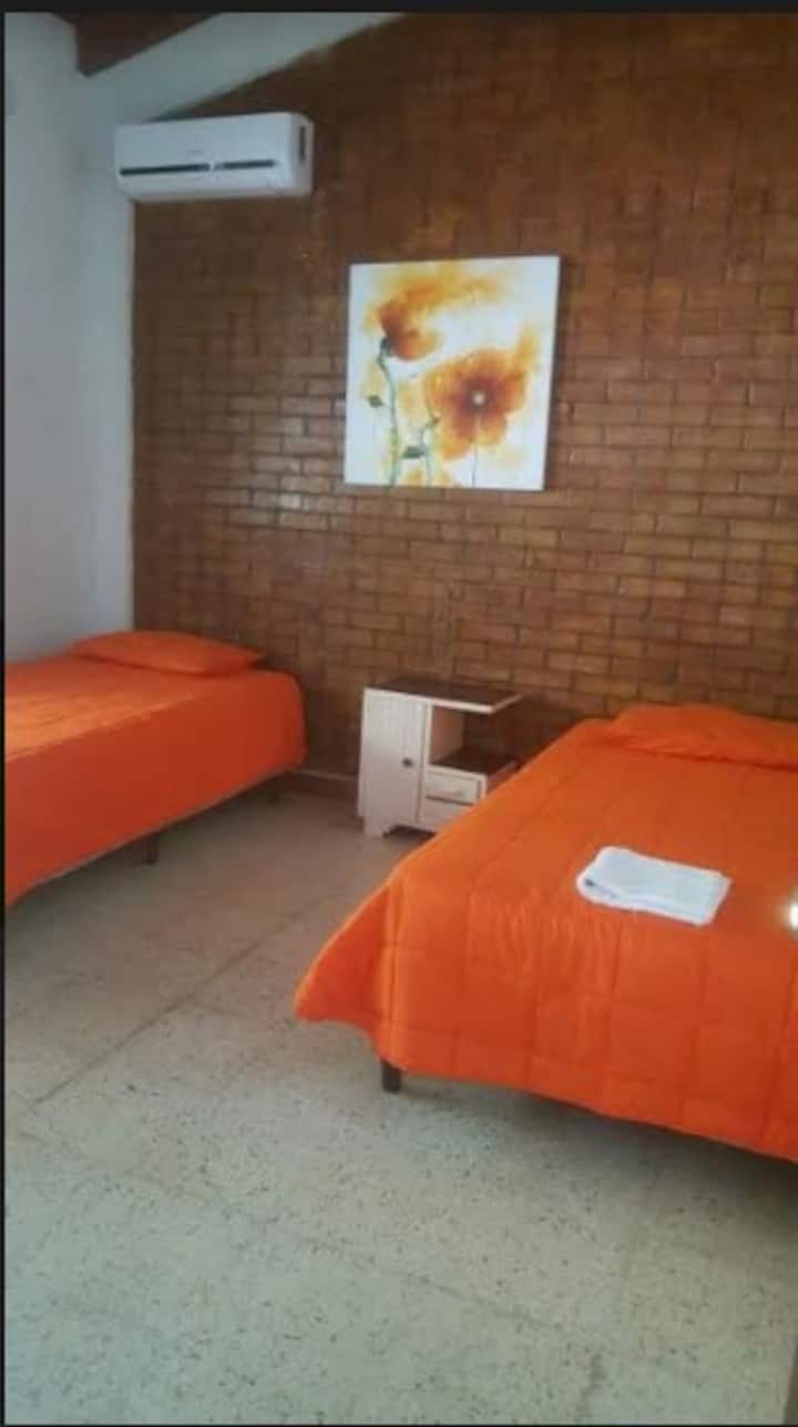 მე-3 ოთახი 2 ერთადგილიანი საწოლით