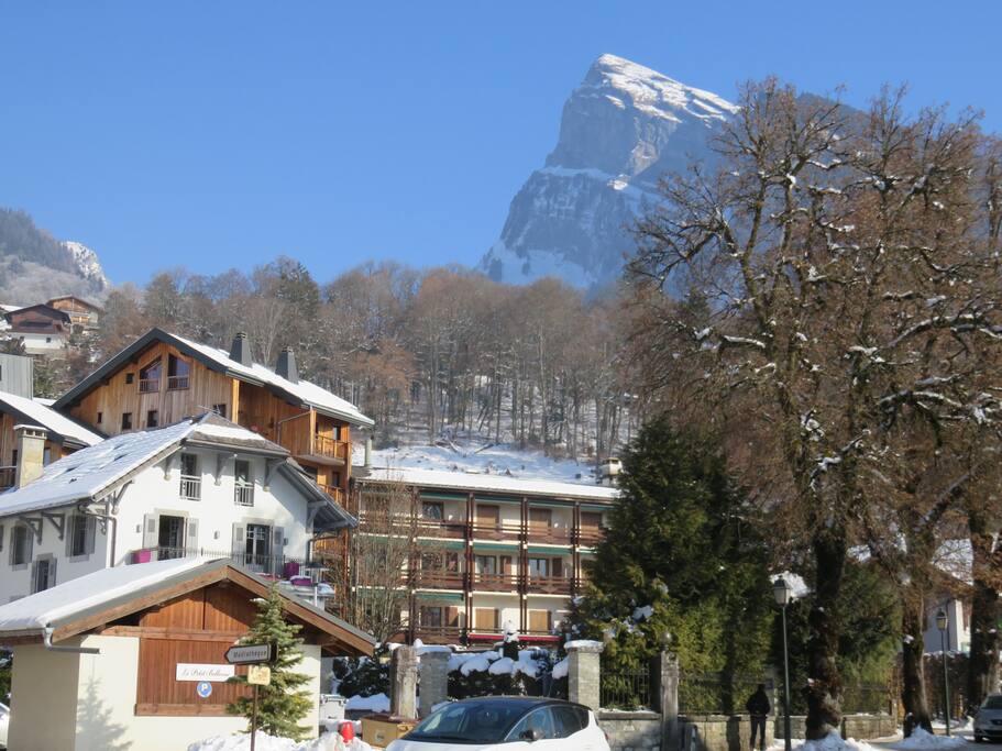 Apartment (centre) taken from the free ski bus stop