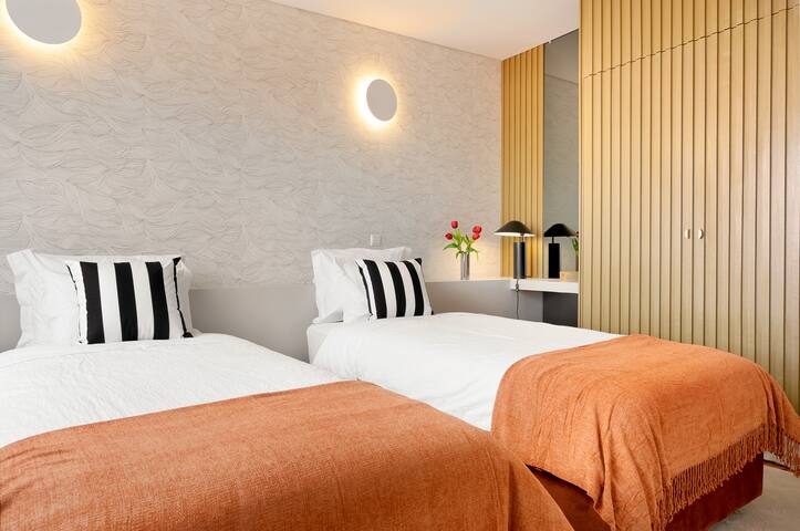 Cativo Rooftop Balcony at Porto Historic Center gallery image 4