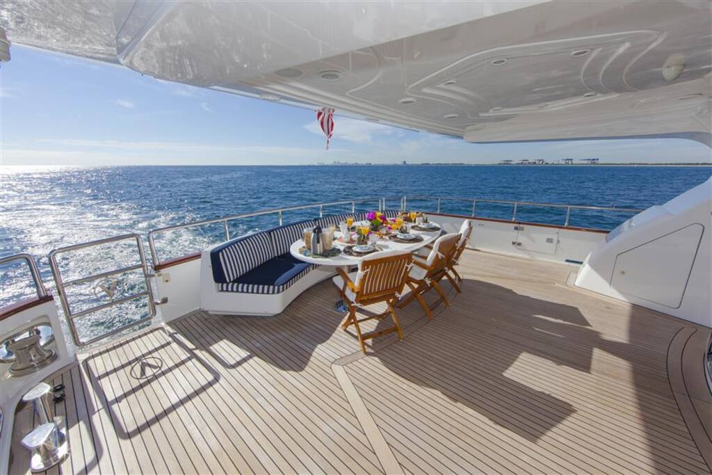 Aft Deck Entry