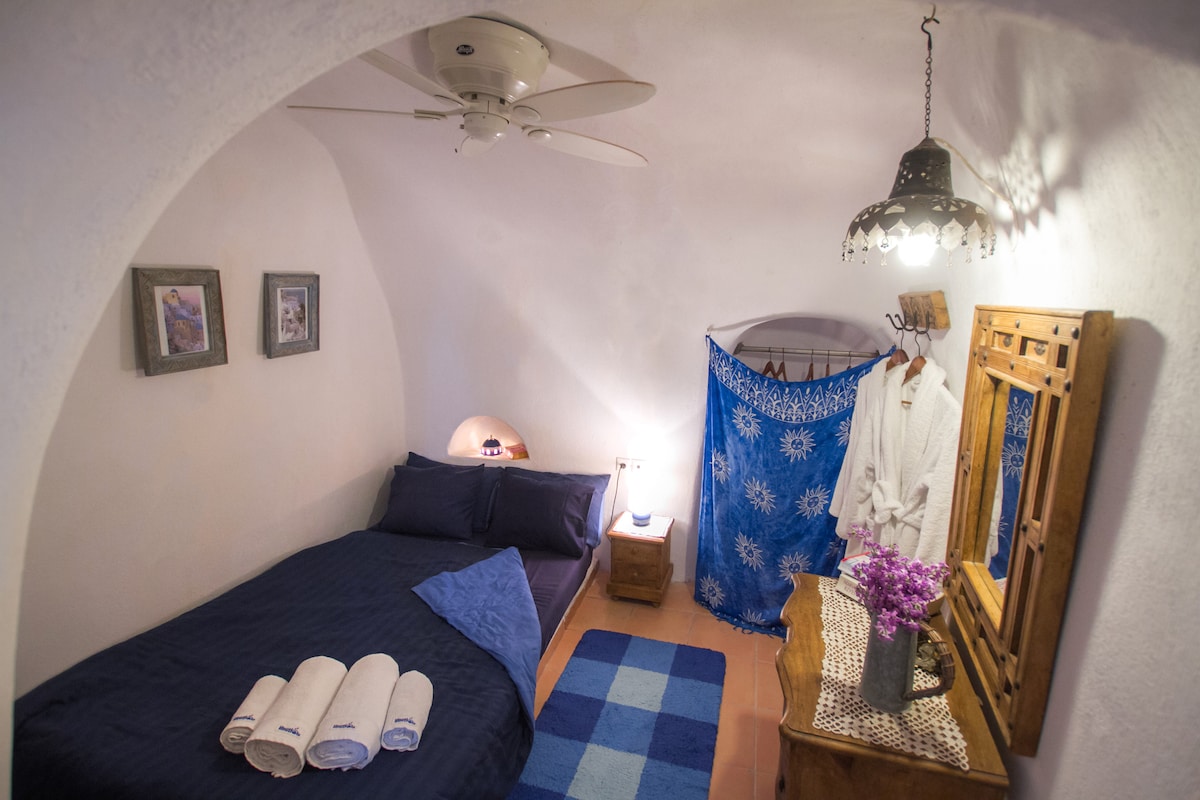 chumba cha kulala cha pango 2