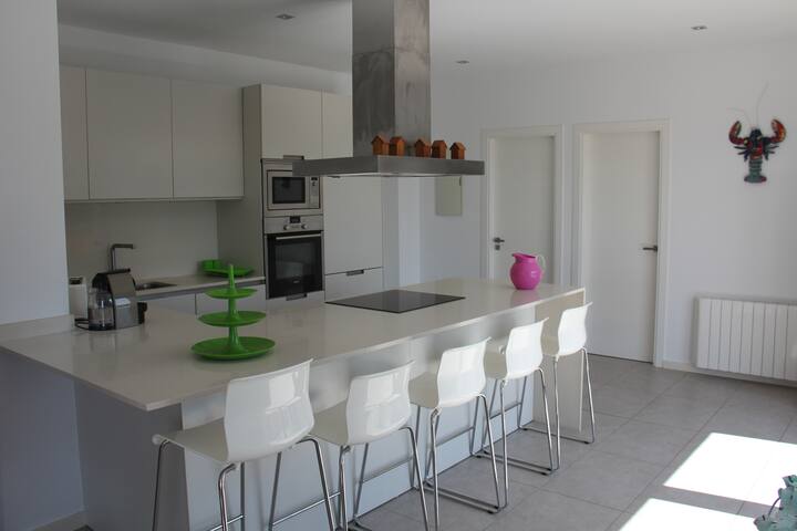 VILLA MARGRECO – BEGUR – 12 COUCHAGES gallery image 4