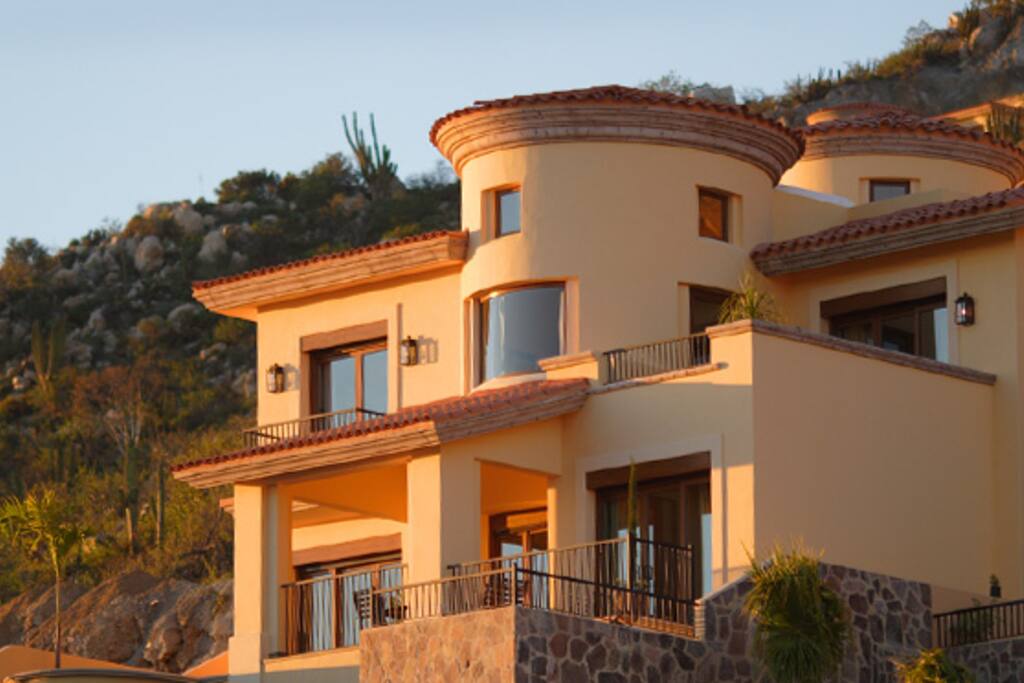 Mountaintop Villa - Phase 1