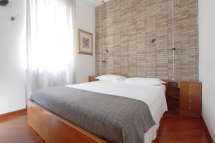 Cosy Central Apt With A Balcony - Roma