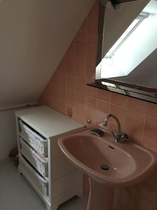 Salle d’eau à l’etage