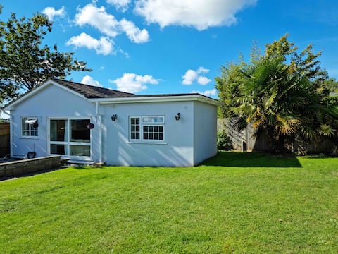 Pebble Cottage-Tranquil oasis In Brighton 2 🅿️ plot