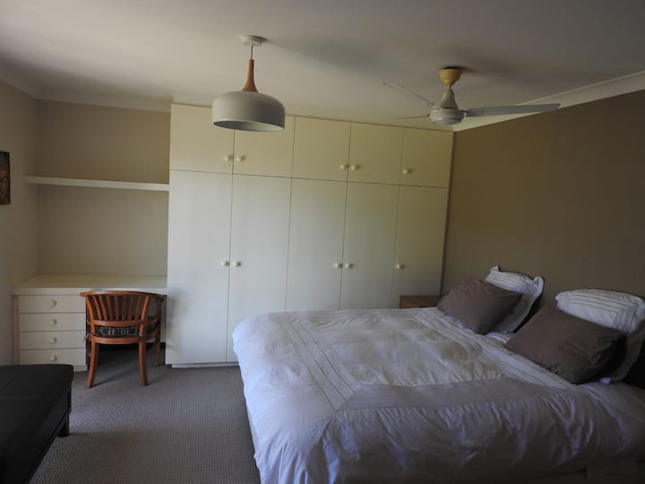 Camera da letto king-size 1 con bagno interno