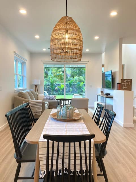 Kolea Landing Modern Beach House w/ Double Suites