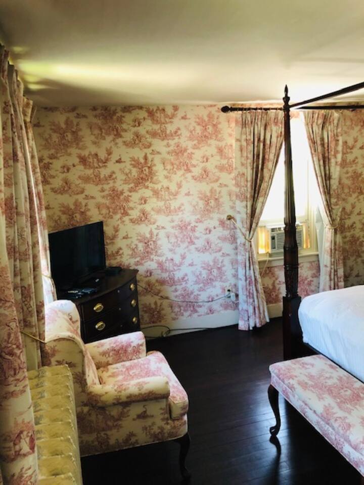 10 Best Airbnb Vacation Rentals In Farmington, Connecticut Updated