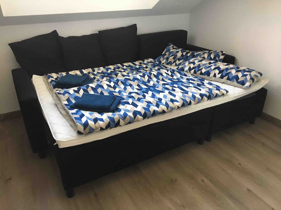 Schlafsofa mit Matratzen-Topper 120 x 200 cm