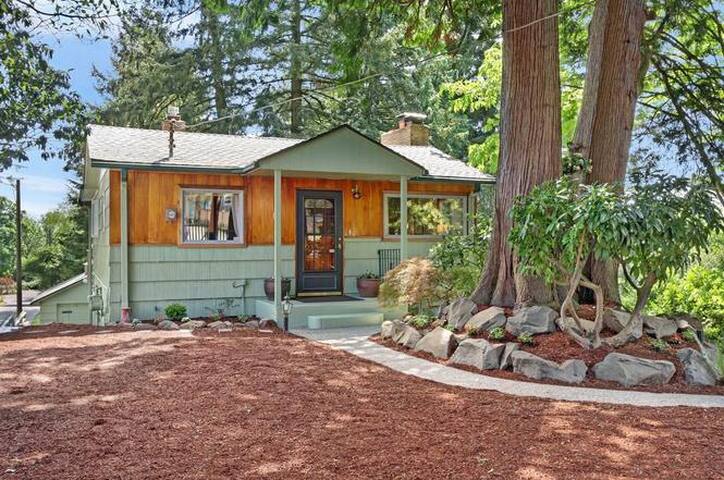 Airbnb Bryn Mawr Skyway Vacation Rentals Places To Stay