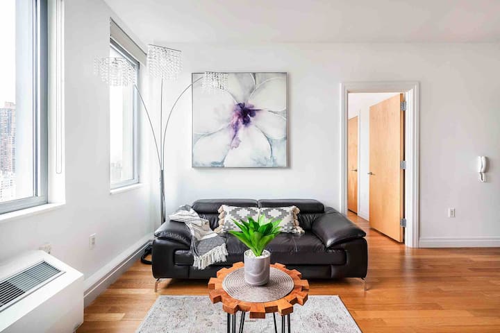 Amazing 2Br Near Times Square & central park~