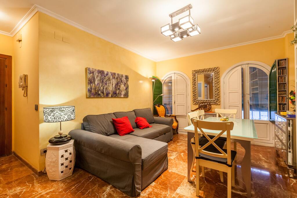 SALON
