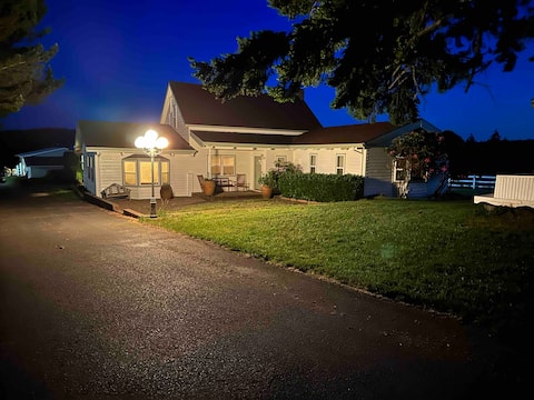 Horse Ranch Retreat on 200 acres