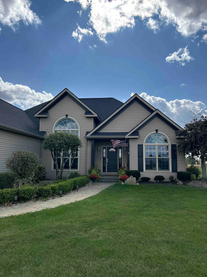 Hillsboro Country Retreat