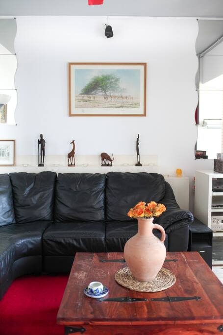 Main living space (Front Room)