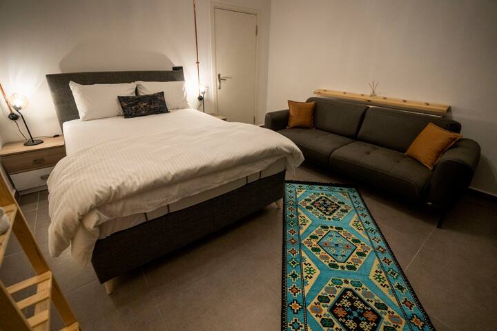 Big historical flat in Istanbul Galata gallery image 4