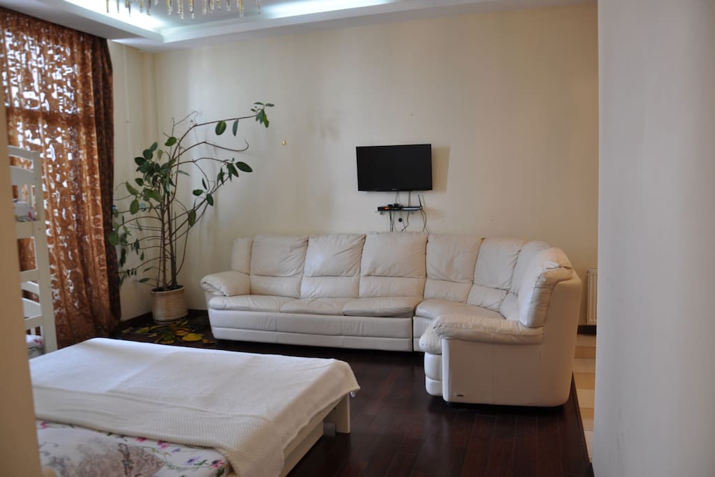 1st bedroom