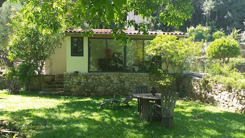 Garden house with views; Le Pont du Loup 06