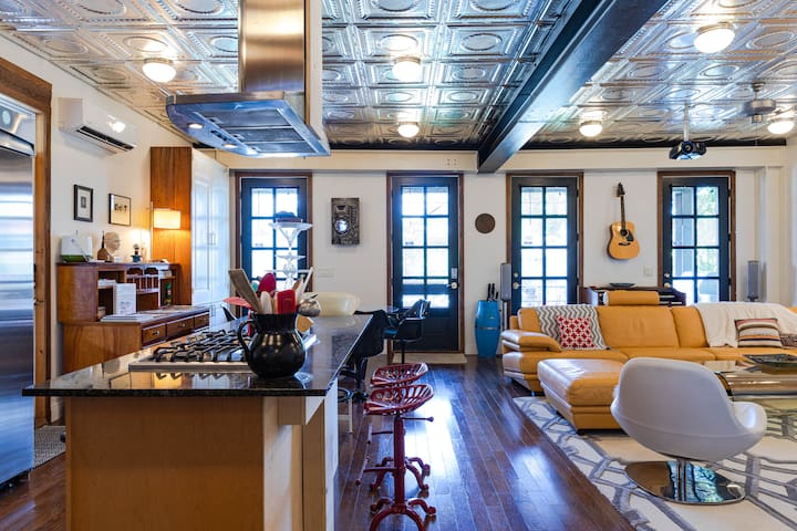 Porch House W/SwimSpa/Pool &3Big Screens To Enjoy