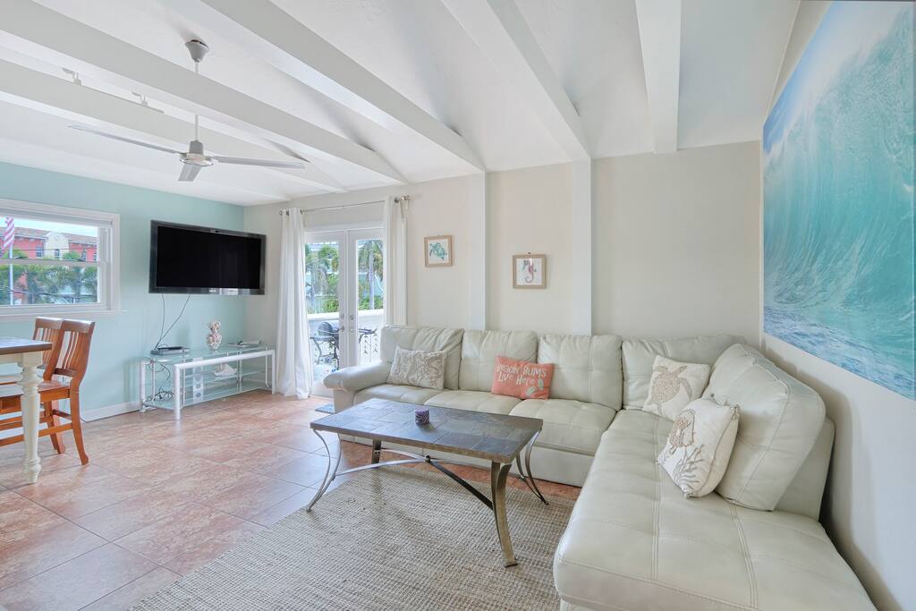 Living room with open kitchen