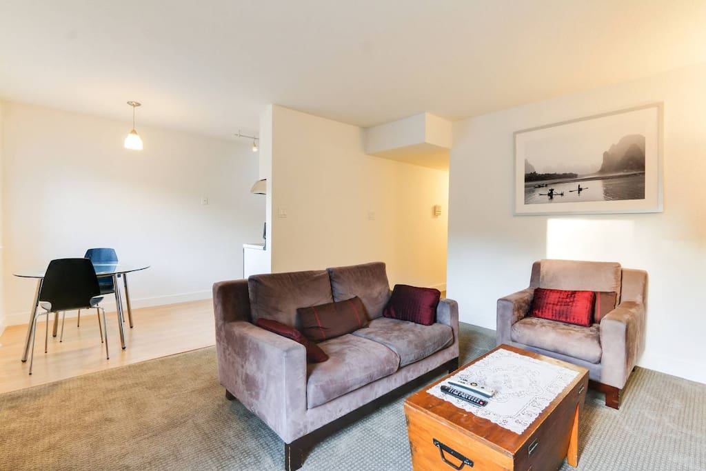 Bernal Heights Apartment, Patio + Parking Flats for Rent in San Francisco, California, United