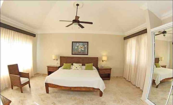 Crown Villa-cheerful 6 Bedroom Villa With Pool. - Puerto Plata