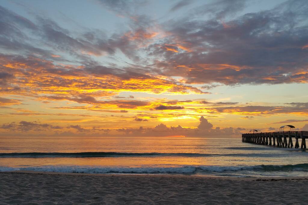 Sunrise in Paradise